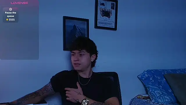 Ares Dickson online show from November 17, 3:20 am