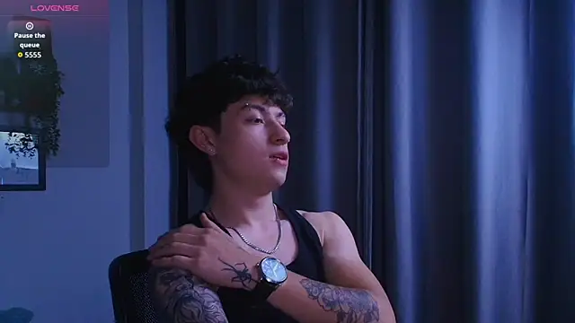 Ares Dickson online show from October 21, 3:31 am