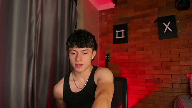Snapshot of Ares_Dickson chatting on February 2, 4:26 am Ares Dickson online show from February 2, 4:26 am