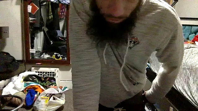 Snapshot of Robriguezxxx chatting on March 9, 5:00 am Robriguezxxx online show from March 9, 5:00 am