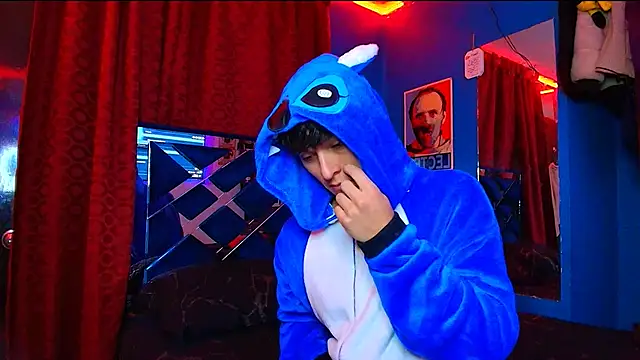 Luke Howland online show from October 15, 1:57 am