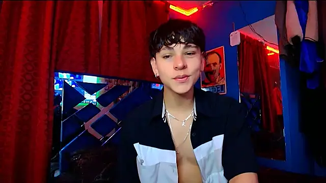 Luke Howland online show from September 30, 12:06 am