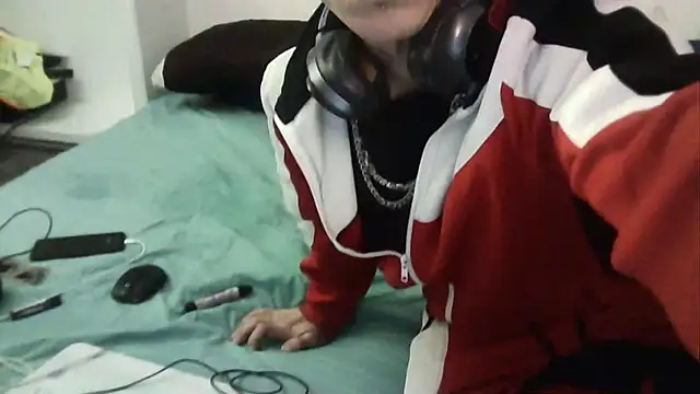 --D-a-D-D-y- online show from February 10, 6:07 am