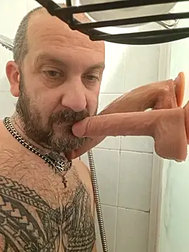 teddy79good online show from December 22, 5:10 pm