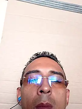 Snapshot of paisa233 chatting on September 11, 3:22 pm paisa233 online show from September 11, 3:22 pm