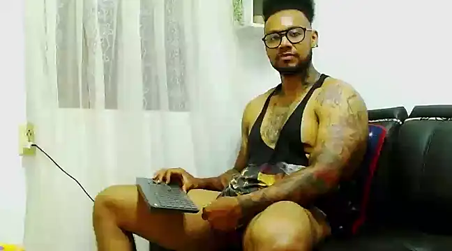 LewisStrong online show from December 22, 9:53 pm