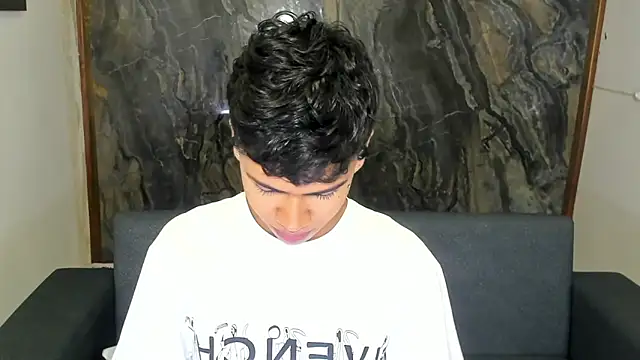 Timmy King  online show from January 6, 10:26 pm