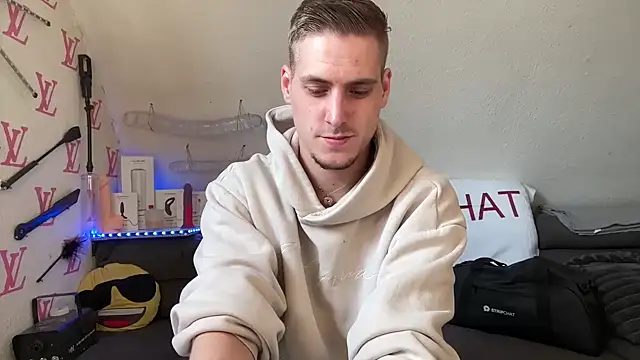 Cookieboy88 online show from February 26, 1:56 pm