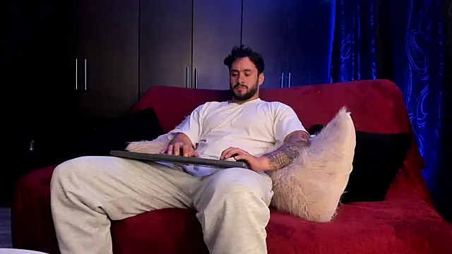 sergi mancini 11 online show from April 7, 10:21 pm