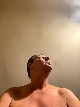 chubbybear2cum online show from October 12, 7:24 am