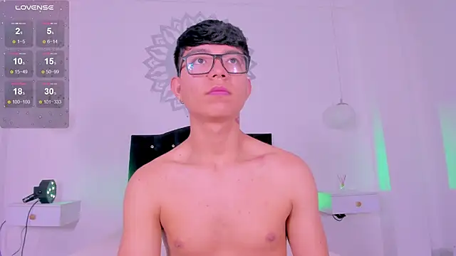 CodyTwink online show from October 7, 1:37 pm