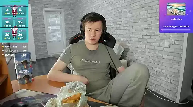 iliaskrislove online show from December 26, 5:47 am