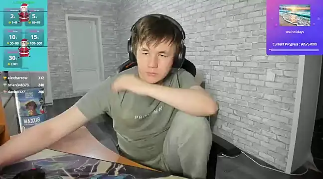 iliaskrislove online show from December 22, 10:58 pm