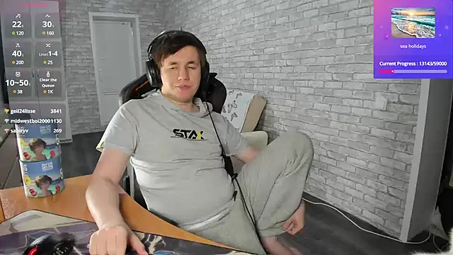 iliaskrislove online show from January 6, 4:04 am