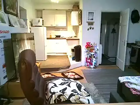 mihaimichael online show from October 14, 6:59 pm