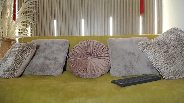 Tayzon Foxxx online show from March 19, 8:23 pm