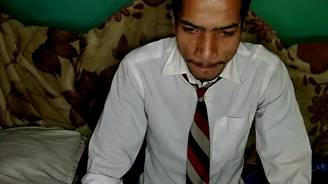 Snapshot of Alex_Suman25 chatting on December 21, 5:03 am Alex Suman25 online show from December 21, 5:03 am
