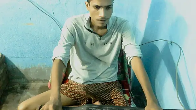 Snapshot of Alex_Suman25 chatting on September 30, 5:05 pm Alex Suman25 online show from September 30, 5:05 pm