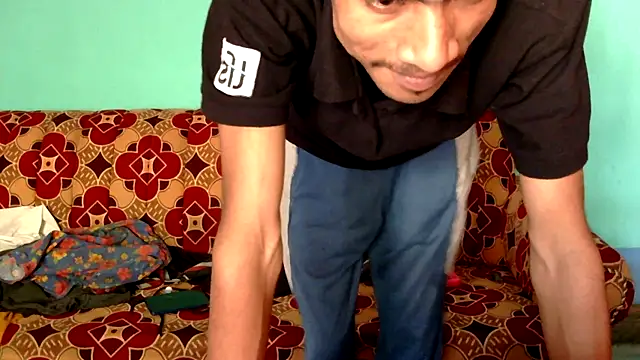 Snapshot of Alex_Suman25 chatting on December 28, 7:22 am Alex Suman25 online show from December 28, 7:22 am
