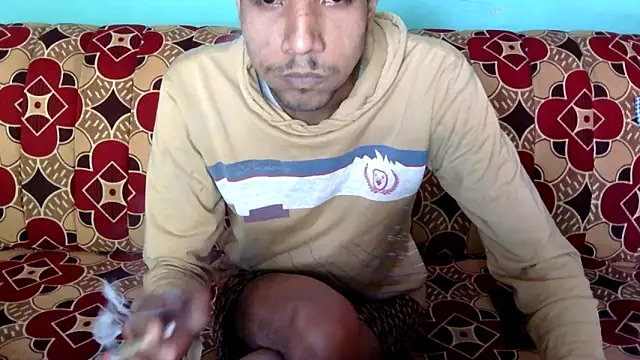 Snapshot of Alex_Suman25 chatting on January 7, 7:33 am Alex Suman25 online show from January 7, 7:33 am