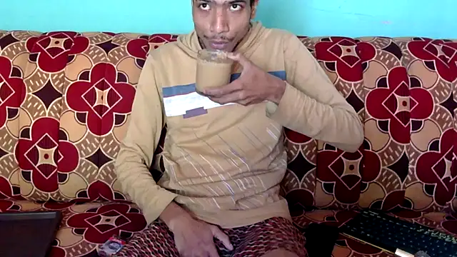 Snapshot of Alex_Suman25 chatting on January 8, 6:41 am Alex Suman25 online show from January 8, 6:41 am