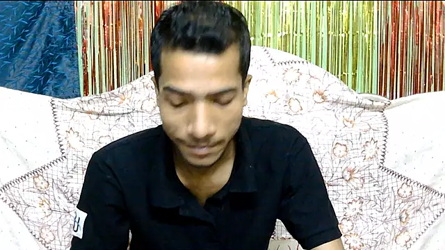 Snapshot of Alex_Suman25 chatting on February 15, 10:11 am Alex Suman25 online show from February 15, 10:11 am