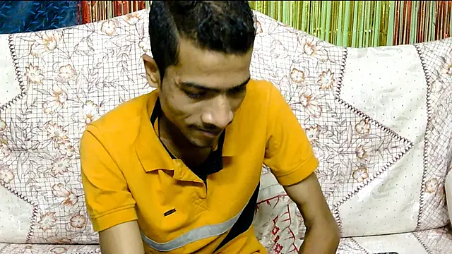 Snapshot of Alex_Suman25 chatting on February 12, 12:44 pm Alex Suman25 online show from February 12, 12:44 pm