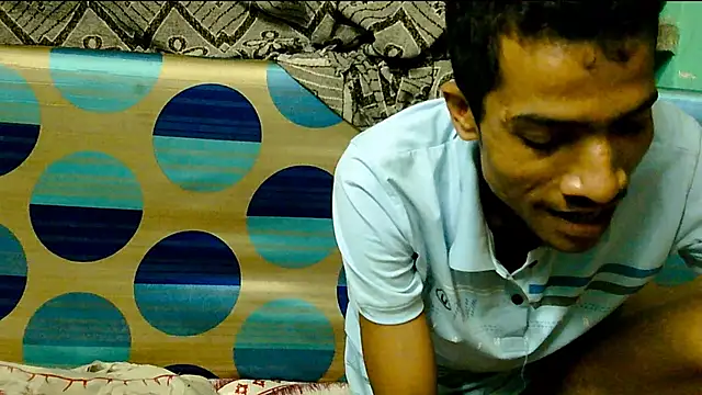 Snapshot of Alex_Suman25 chatting on February 19, 6:54 pm Alex Suman25 online show from February 19, 6:54 pm