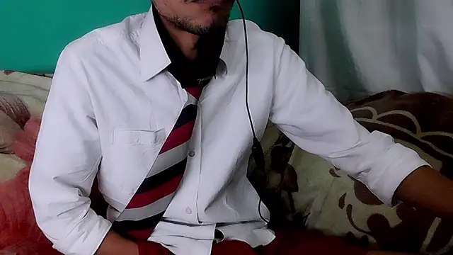 Snapshot of Alex_Suman25 chatting on January 12, 6:38 pm Alex Suman25 online show from January 12, 6:38 pm