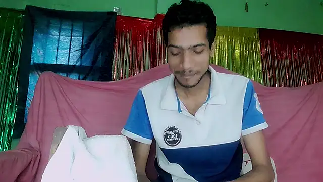 Snapshot of Alex_Suman25 chatting on January 18, 9:02 am Alex Suman25 online show from January 18, 9:02 am