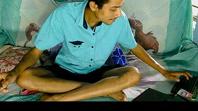 Snapshot of Alex_Suman25 chatting on March 19, 6:46 am Alex Suman25 online show from March 19, 6:46 am