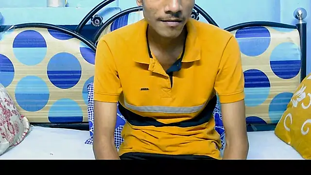 Snapshot of Alex_Suman25 chatting on March 15, 1:29 pm Alex Suman25 online show from March 15, 1:29 pm