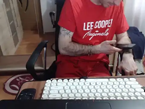 uncutguy01 online show from March 14, 3:47 pm