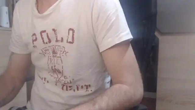 uncutguy01 online show from December 5, 6:32 am