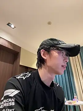 1a1a1alll online show from April 14, 3:33 pm