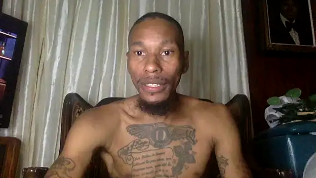 KingDerRico online show from October 14, 11:45 pm