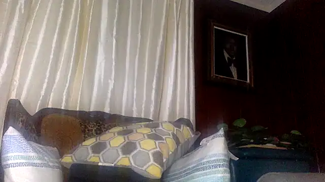 Snapshot of KingDerRico chatting on October 1, 12:14 am KingDerRico online show from October 1, 12:14 am