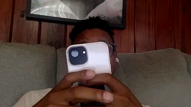 Snapshot of KingDerRico chatting on September 11, 7:57 pm KingDerRico online show from September 11, 7:57 pm