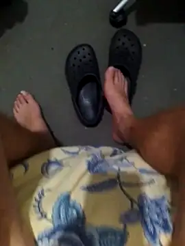 colodevillabosch12 online show from April 9, 4:32 am