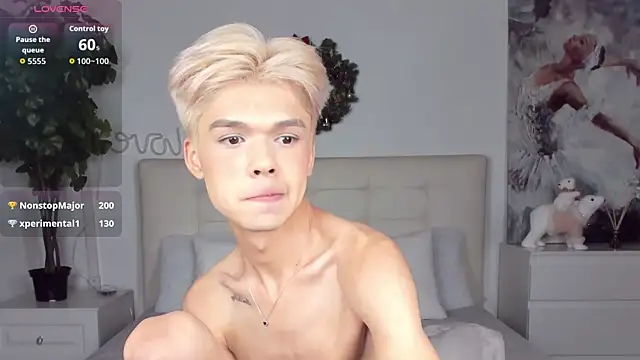 Felix Rey online show from December 16, 9:22 pm