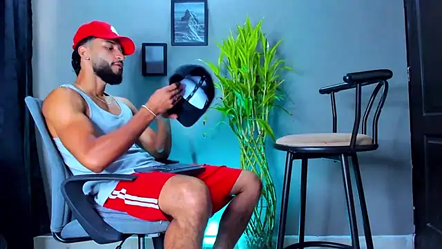 Damian 022 online show from March 17, 2:30 pm