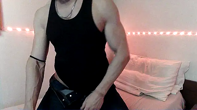 Alexx Fit023 online show from January 1, 3:46 pm