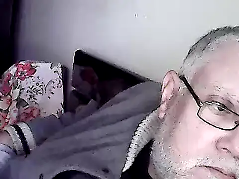 100Tauros online show from December 9, 2:18 pm