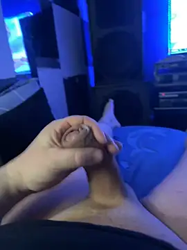 MatthewEmme online show from February 17, 11:58 pm