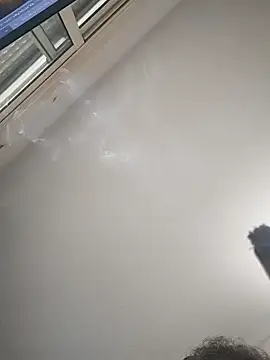 skrigul12 online show from October 18, 12:10 pm