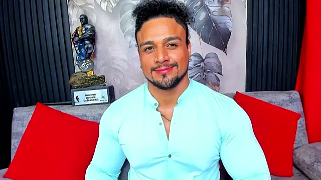 MikeEstevess online show from March 6, 5:26 am