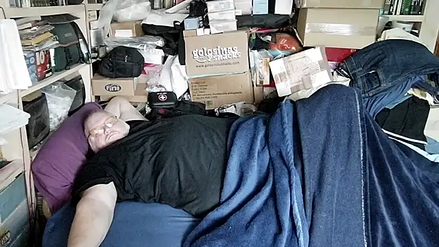 hadeszeuss2 online show from March 10, 3:29 pm