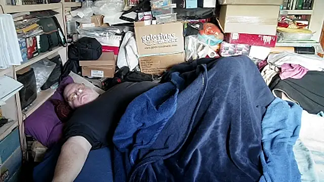 hadeszeuss2 online show from February 1, 3:00 pm