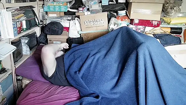 hadeszeuss2 online show from December 5, 3:30 pm