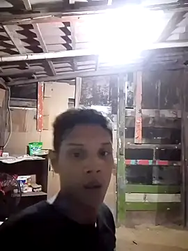 daniel traviexxxo online show from October 9, 2:38 am